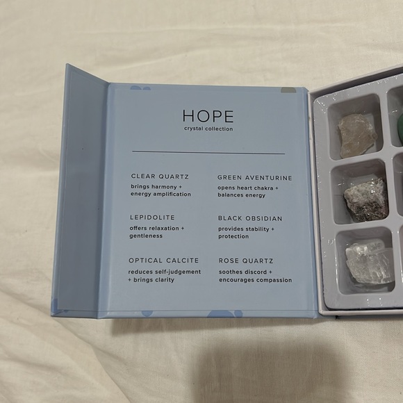 Hope Crystal Collection - Picture 2 of 6